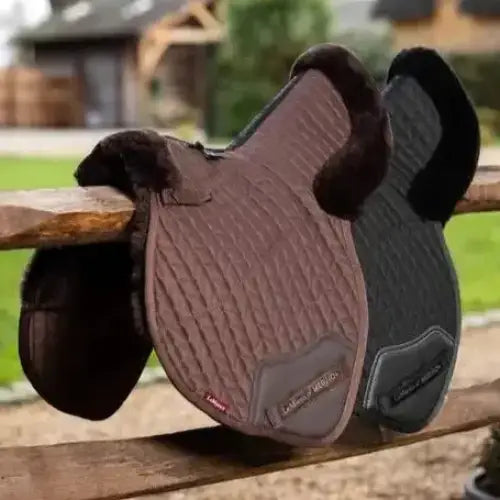 Lemieux Merino+ Half Lined Close Contact Numnah Black/Black-Numnahs-Lemieux-Medium-Black/Black-Horsey Shopping